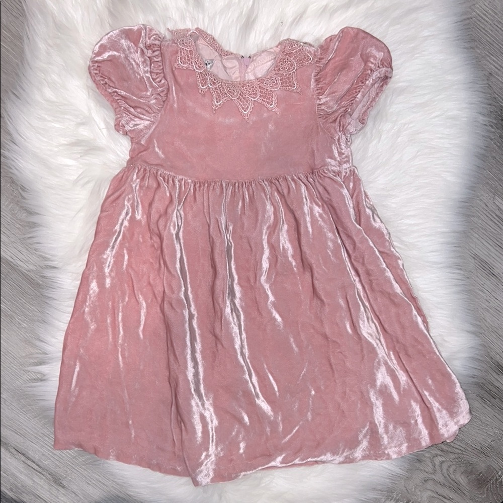 Bernadette’s Biscotti Little Girls Pink Velvet Dress with Lace Collar!
